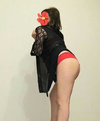 🌹 У меня широкий спектр услуг: от массажа и релаксации 🌸 до жаркого эксперимента в постели 🔥 Мои клиенты доверяют мне и отзываются о моих профессиональных навыках 😏💋
✨ Фотографии полностью соответствуют действительности и не требуют дополнительных комментариев! 😍📸 Я жду встречи с достойным джентльменом, который готов насладиться всеми прелестями Москвы 🌃🔥 Не упускай шанс познакомиться и провести время с самой привлекательной и страстной компаньонкой в Москве! 🌹💃💋 87, 36 лет